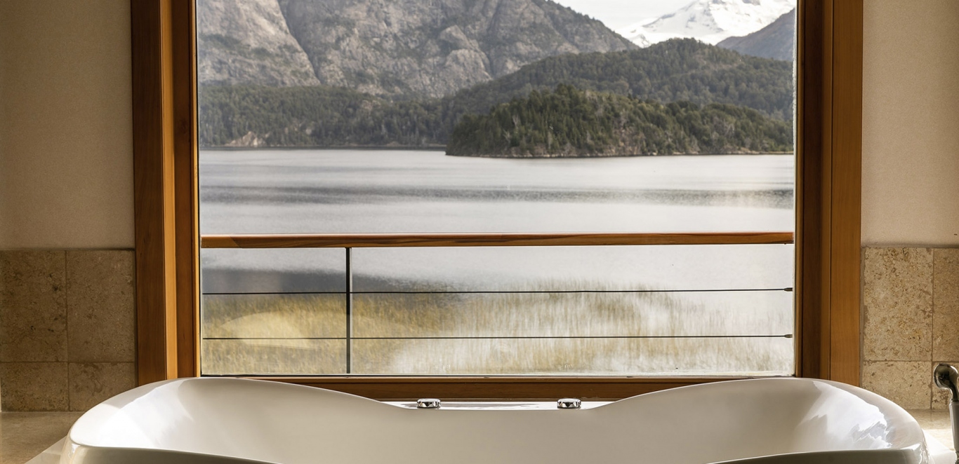 Deluxe Moreno Lake Suite King