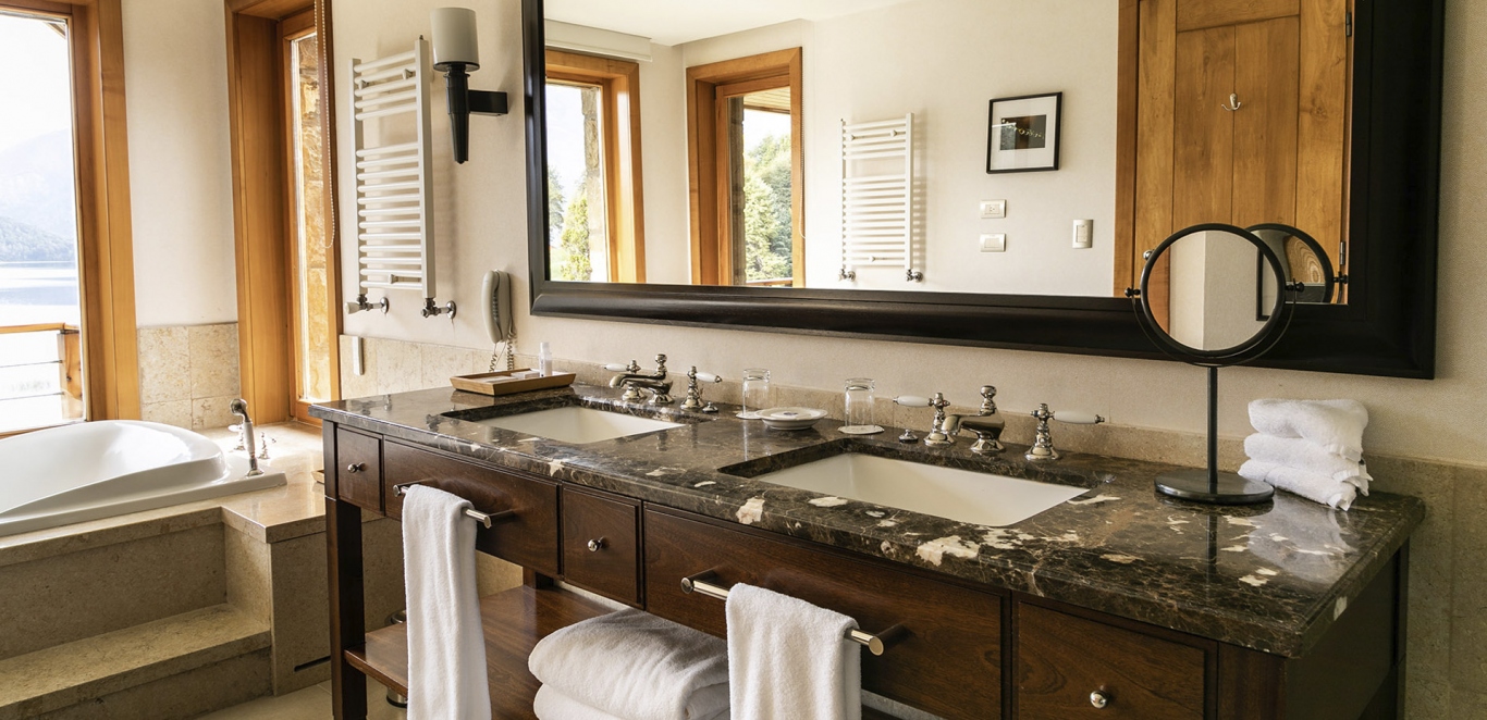 Deluxe Moreno Lake Suite King