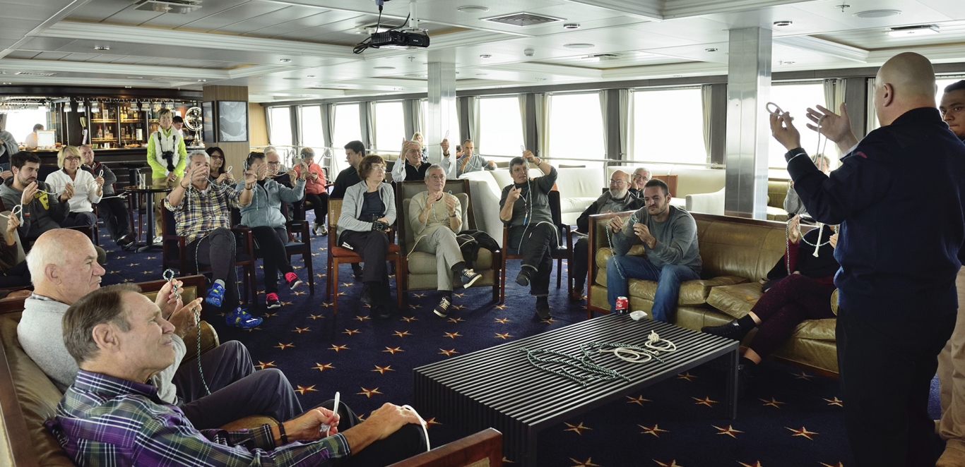 Charlas informativas - Australis Crucero